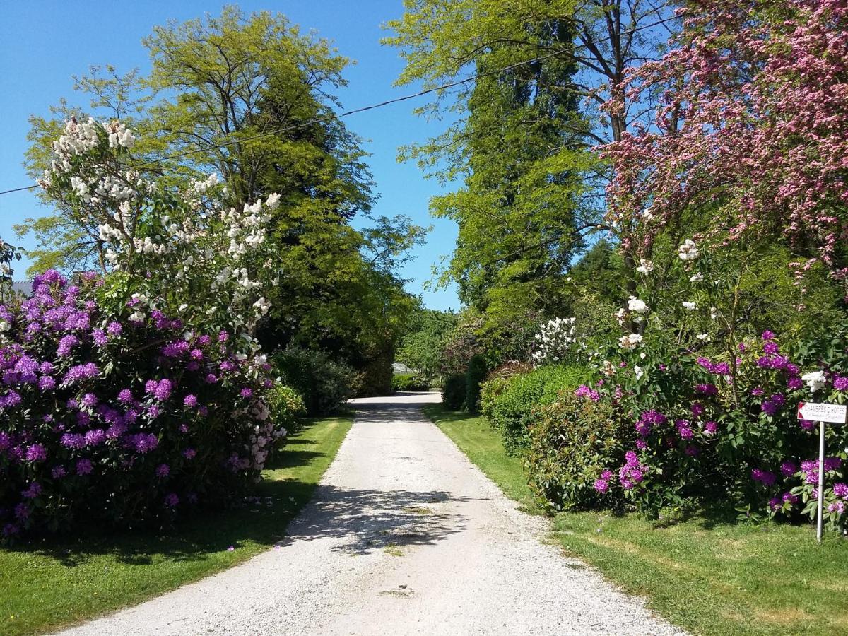 Bed and Breakfast Les Petites Chapelles Saint-Pierre-de-Plesguen Exterior foto