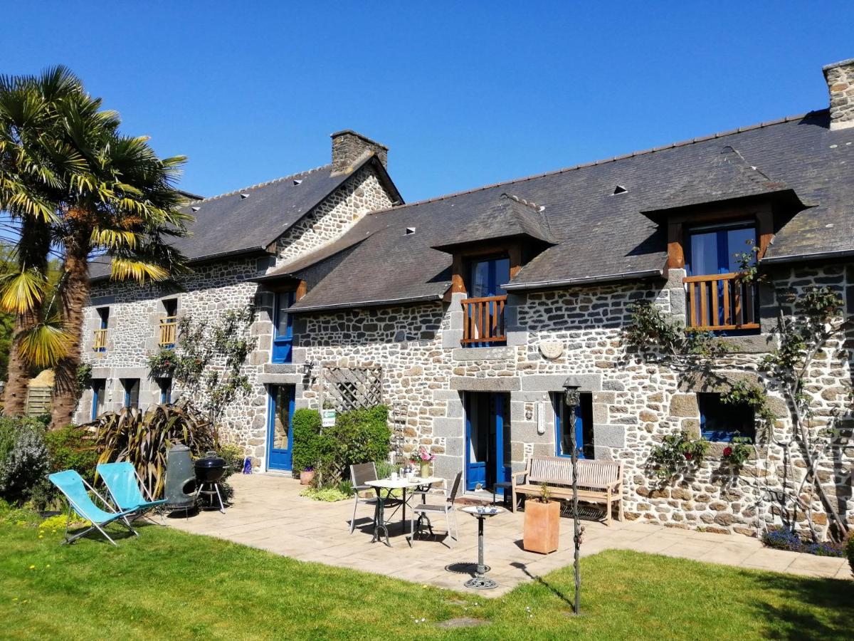 Bed and Breakfast Les Petites Chapelles Saint-Pierre-de-Plesguen Exterior foto
